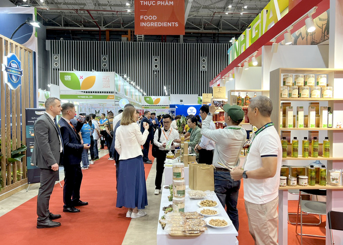 https://vietnamagriculture.nongnghiep.vn/vietnam-foodexpo-2024-presents-more-than-500-food-stalls-d408799.html