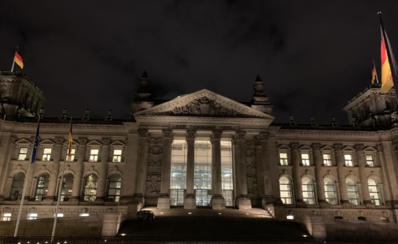 Эксперт: Снижение рейтингов ХДС/ХСС связано с недовольством населения политикой правительства