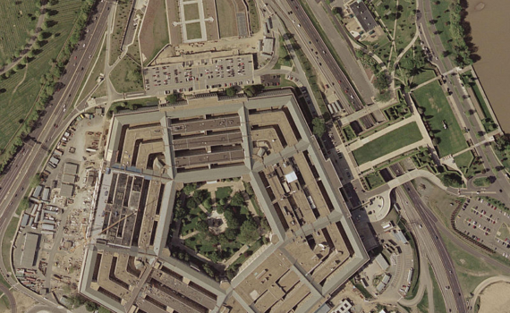 Шилов: Холодная война так и не прекратилась после распада СССР Шилов: Холодная война так и не прекратилась после распада СССР